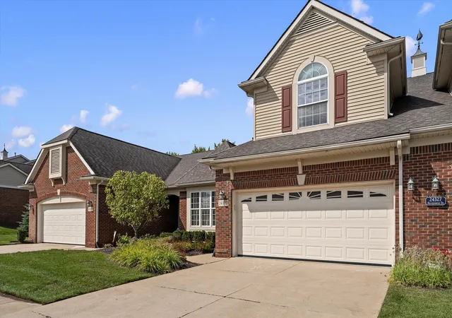 24323-heatherwood-dr-south-lyon-mi-48178/hzid_359ddb77