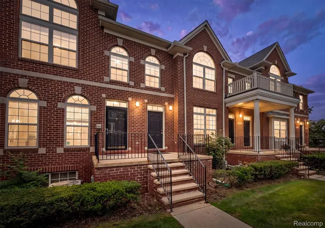 3276-newbury-pl-5-troy-mi-48084/hzid_3e2edf32