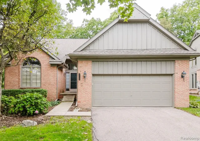 37704-avon-ln-farmington-hills-mi-48331/hzid_5677ffd5