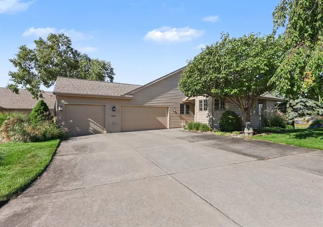 1619-e-harbour-towne-cir-muskegon-mi-49441/hzid_d42d3560