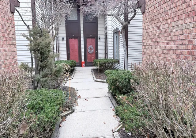 24219-evergreen-rd-39-southfield-mi-48075/hzid_5638afe2