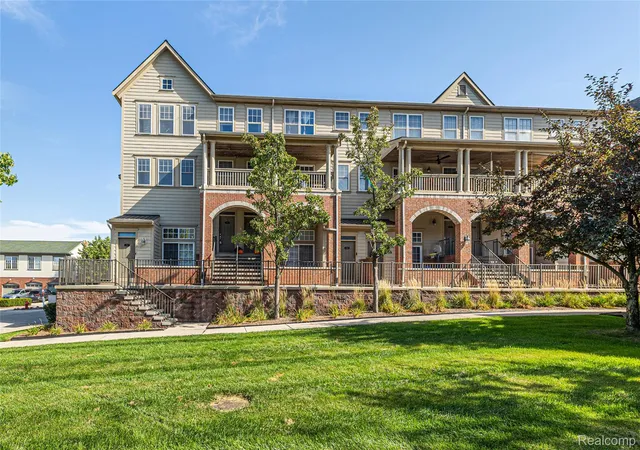208-amys-walk-auburn-hills-mi-48326/hzid_ef327431