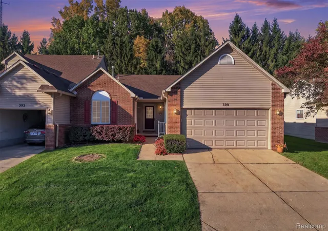 390-woodfield-sq-ln-brighton-mi-48116/hzid_86606fda