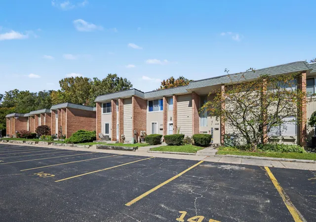 1457-n-saxony-dr-se-14-grand-rapids-mi-49508/hzid_db15f305