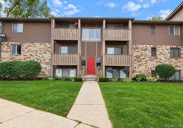 8735-green-willow-st-2-brighton-mi-48116/hzid_e758d2af