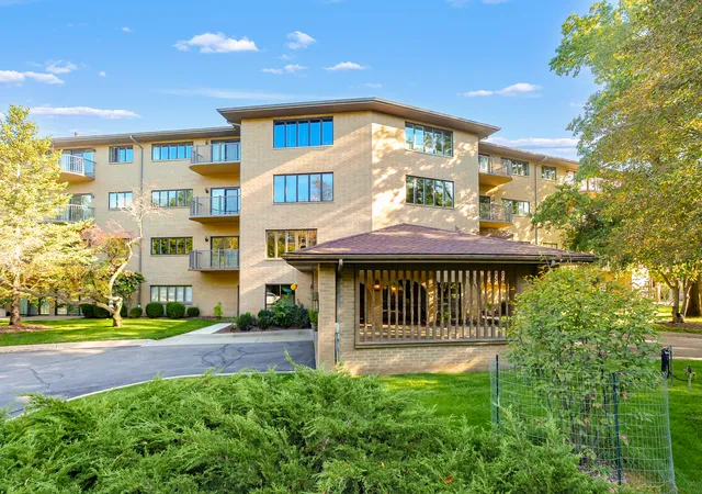 4040-greenleaf-cir-408-kalamazoo-mi-49008/hzid_5ee9a2af