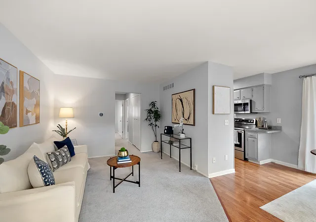 2701-winthrop-ct-ann-arbor-mi-48104/hzid_3d4802f0