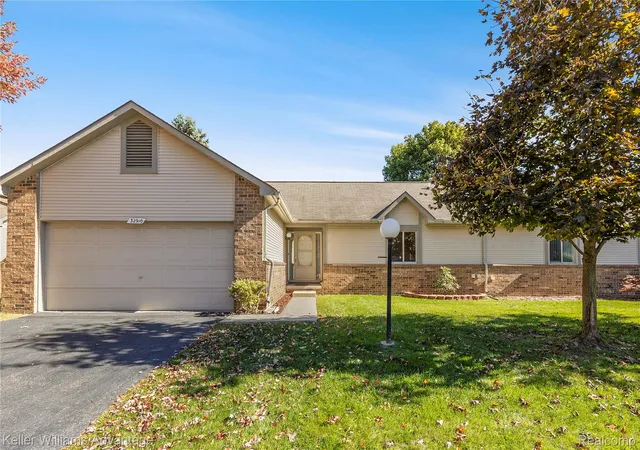 32910-chapman-cir-westland-mi-48185/hzid_2aff30cf