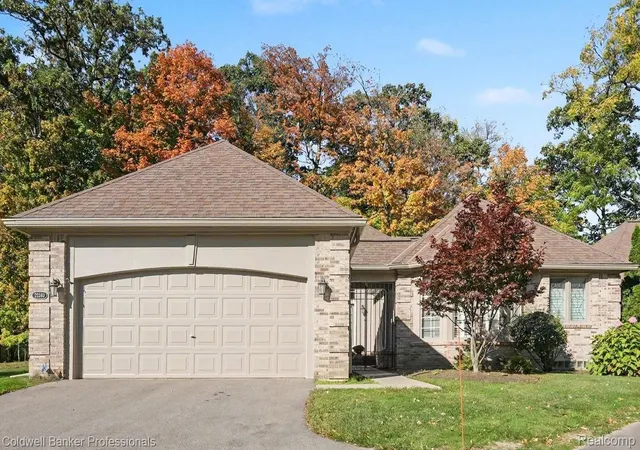 22240-village-pines-dr-beverly-hills-mi-48025/hzid_22b4ba93