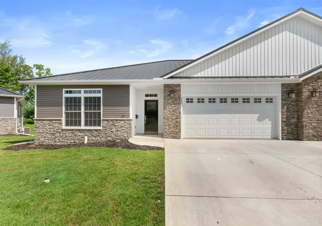 243-auseon-ct-hillsdale-mi-49242/hzid_6fbd7c1e