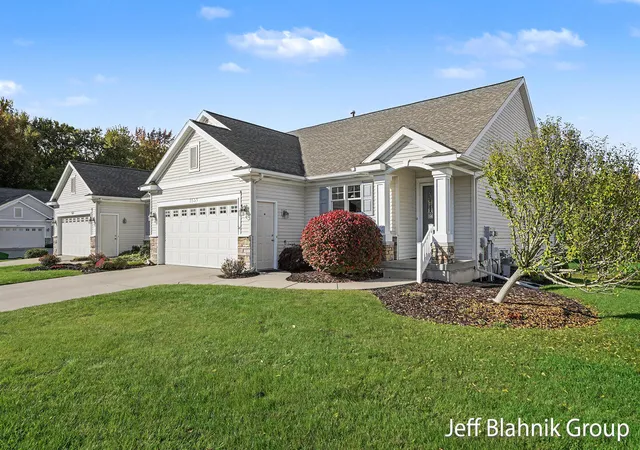 3559-megan-ct-nw-grand-rapids-mi-49534/hzid_e3f4699b
