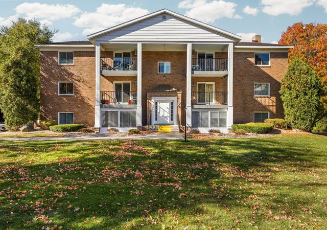530-georgetown-dr-traverse-city-mi-49684/hzid_4f65e1a7