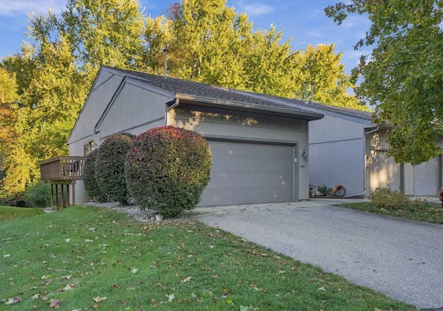 4763-rockvalley-dr-ne-grand-rapids-mi-49525/hzid_8b6a7fdc