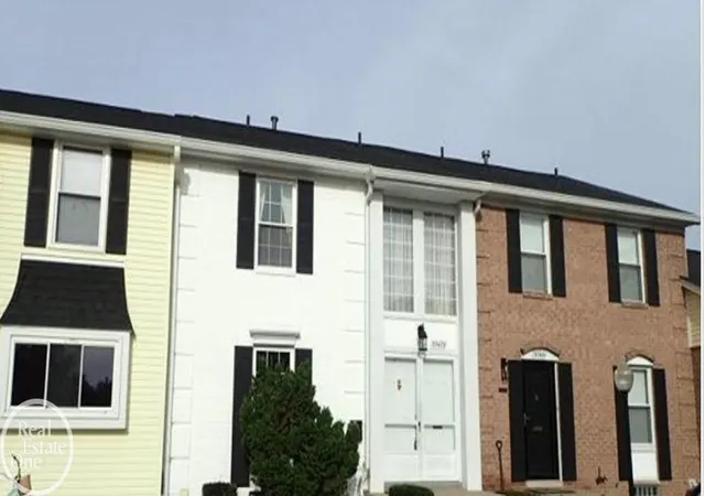 37479-charter-oaks-blvd-clinton-township-mi-48036/hzid_06c9771a