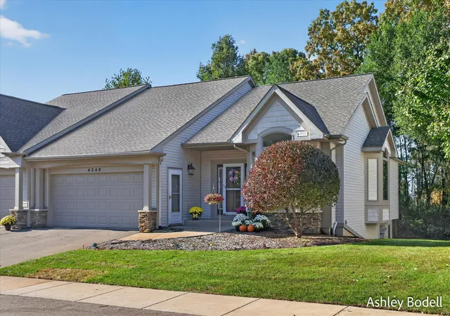 4349-willow-ln-dr-ne-grand-rapids-mi-49525/hzid_09b902e7