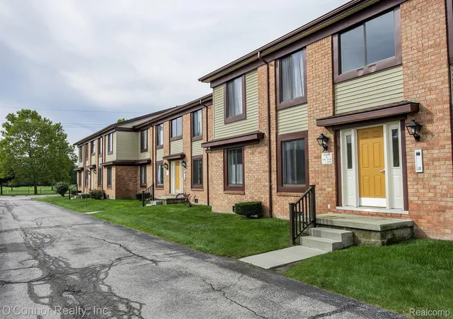 1975-michigan-ave-marysville-mi-48040/hzid_12f0aed5