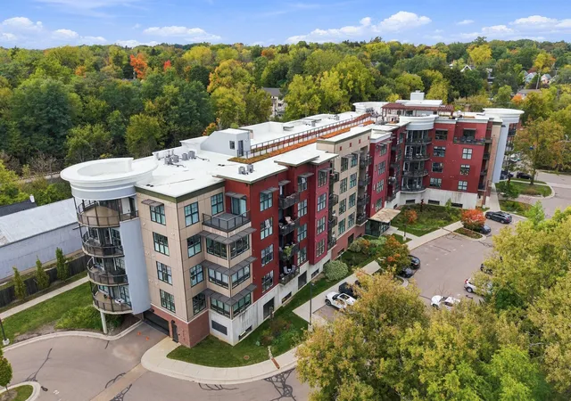 218-w-kingsley-st-512-ann-arbor-mi-48103/hzid_edeb1f2b