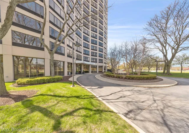 5000-town-ctr-2605-southfield-mi-48075/hzid_a4724461