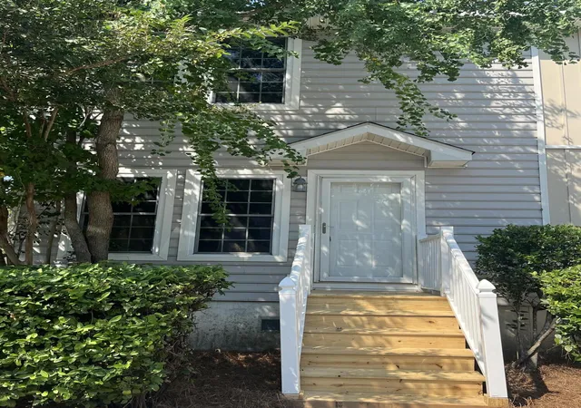 8589-lake-marion-dr-600-800-1000-1100-north-charleston-sc-29406/hzid_ec2fa7ee