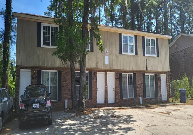 7668-hunters-ridge-ln-1-4-north-charleston-sc-29420/hzid_a461c145