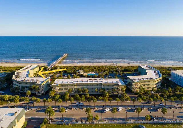 1300-ocean-blvd-204-isle-of-palms-sc-29451/hzid_0b21bbec