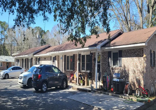 7424-rock-st-1-4-north-charleston-sc-29420/hzid_b07745af