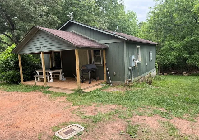 111-camp-crk-rd-1-4-central-sc-29630/hzid_f99c3bb9