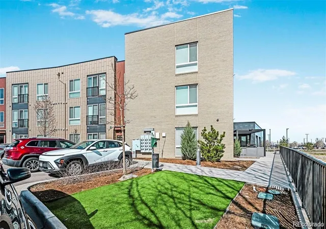 8475-e-36th-ave-141-denver-co-80238/hzid_ee4aad97