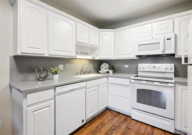 605-s-alton-way-12b-denver-co-80247/hzid_1d3c1e14