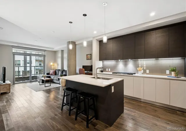 4200-w-17th-avenue-327-denver-co-80204/hzid_a1fd3052