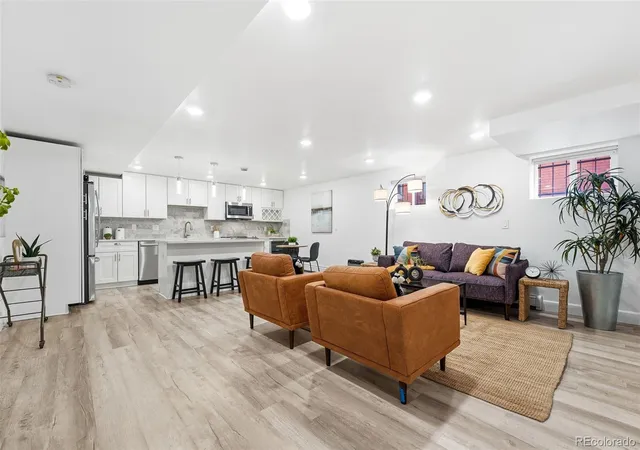 1755-n-gilpin-st-b-denver-co-80218/hzid_c9ca9578