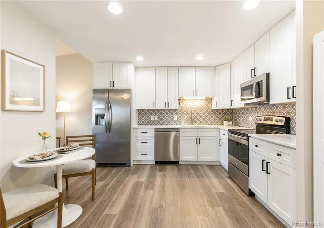 690-s-alton-way-10d-denver-co-80247/hzid_f0c6f928