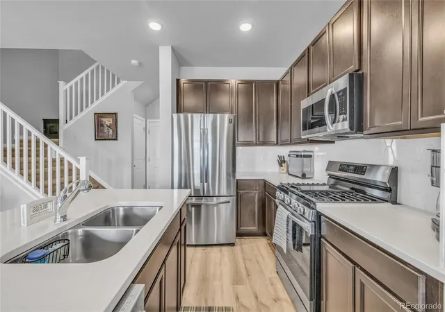 10581-paris-st-1005-henderson-co-80640/hzid_560ae484