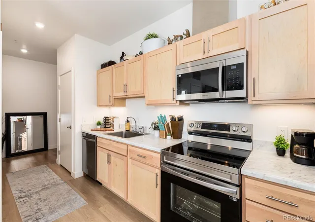 5702-central-park-blvd-306-denver-co-80238/hzid_865ec580