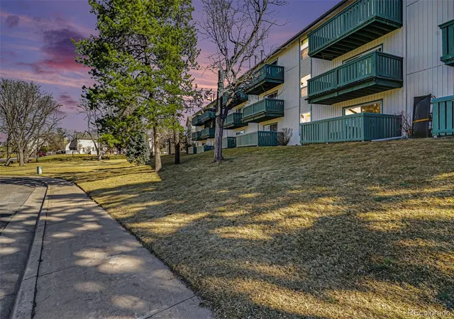 2120-s-vaughn-way-102f-aurora-co-80014/hzid_a98271fe