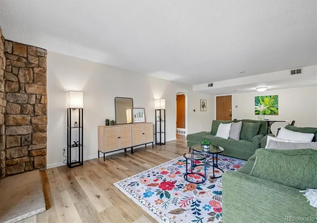 471-s-kalispell-wy-307-aurora-co-80017/hzid_ad85ac45