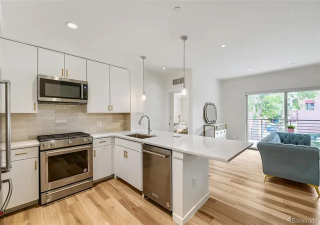 7357-grandview-ave-203-arvada-co-80002/hzid_2e0cd2ff