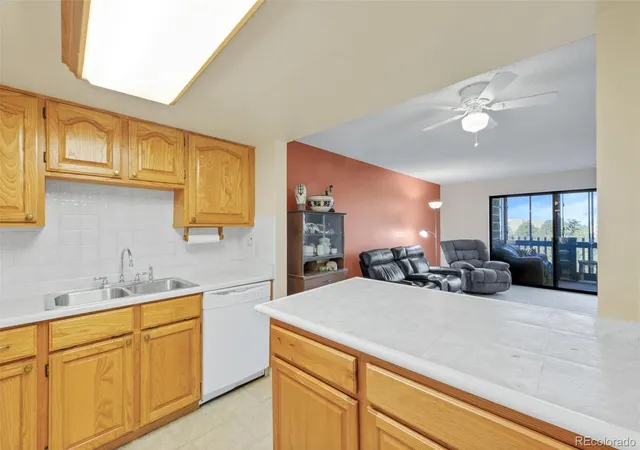 14001-e-marina-dr-607-aurora-co-80014/hzid_67938651