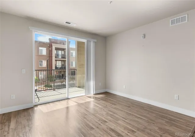 14301-e-tennessee-ave-204-aurora-co-80012/hzid_c8c596bf