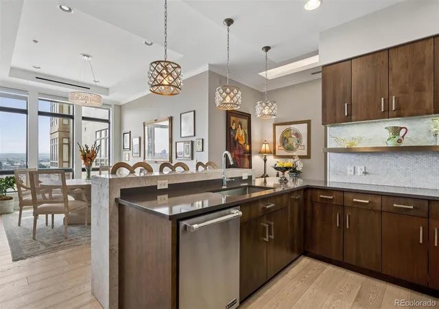 7600-landmark-wy-701-2-greenwood-village-co-80111/hzid_901ab3f2