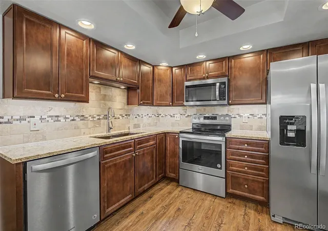 13952-e-marina-dr-302-aurora-co-80014/hzid_2d13c29a