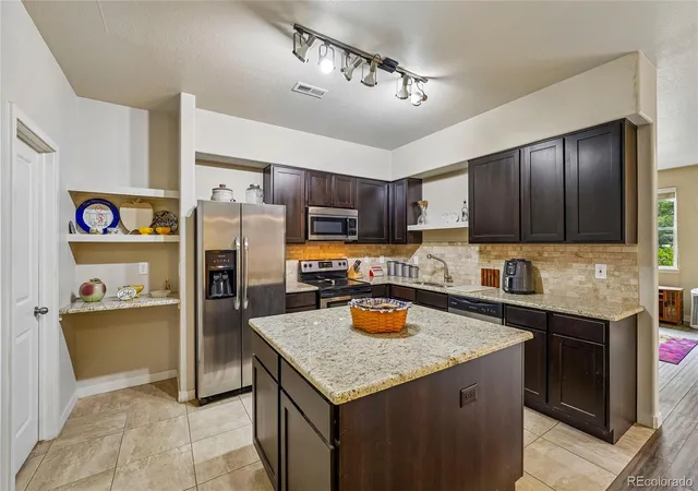 3611-s-perth-cir-102-aurora-co-80013/hzid_b4ddcb2a