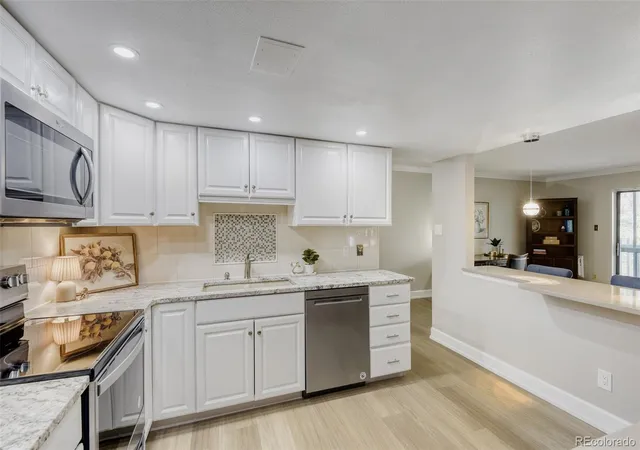 14102-e-linvale-pl-305-aurora-co-80014/hzid_c3e3534a