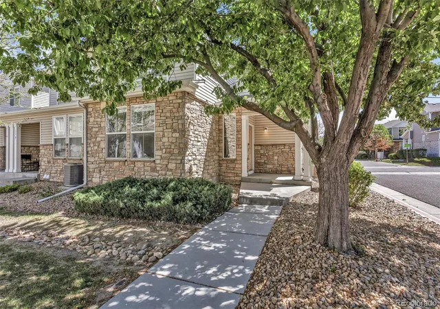 9758-laredo-st-17e-commerce-city-co-80022/hzid_ac57a827