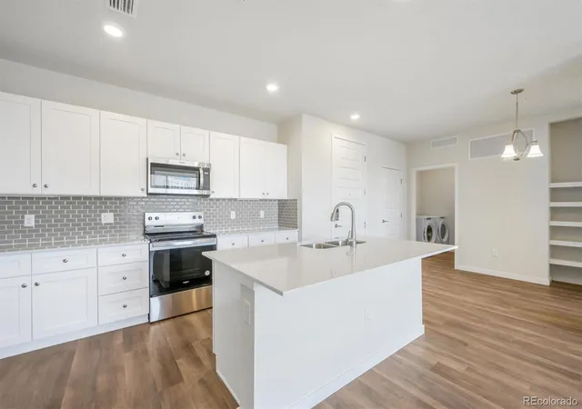 483-interlocken-blvd-203-broomfield-co-80021/hzid_dd4f46fe