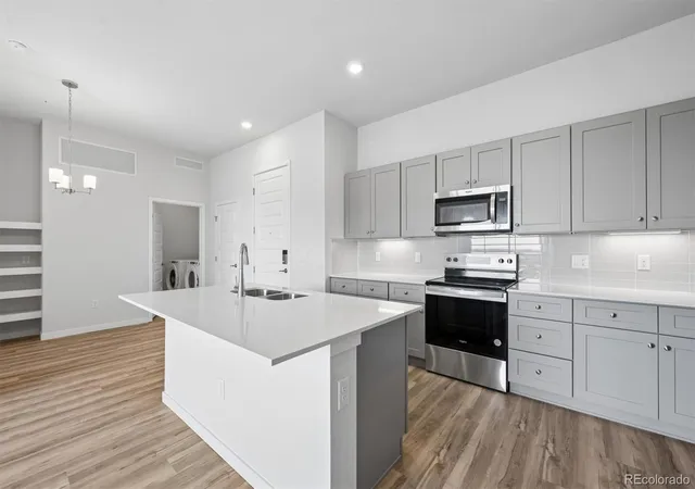 483-interlocken-blvd-401-broomfield-co-80021/hzid_f1a31392