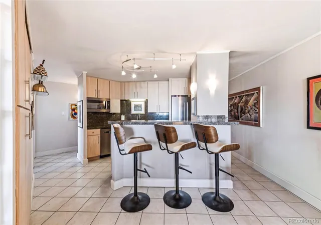 550-e-12th-avenue-708-denver-co-80203/hzid_6c31ce46
