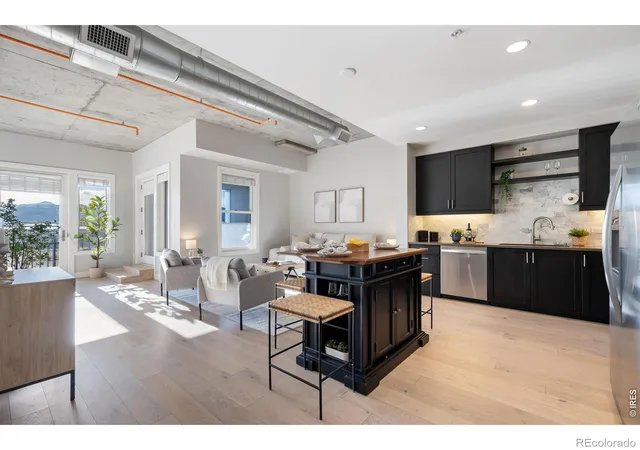 3301-arapahoe-ave-304-boulder-co-80303/hzid_d3fcfb73