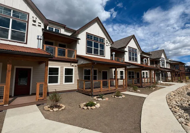 309-grand-review-dr-207-leadville-co-80461/hzid_5ac45621