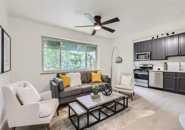 2100-n-franklin-st-20-denver-co-80205/hzid_a660a83b